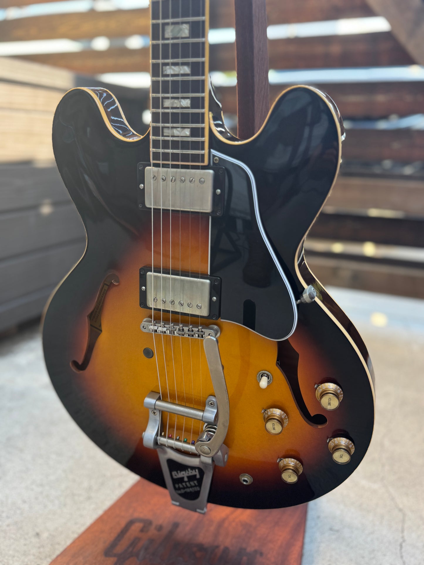 Gibson Memphis ES-335 Anchor Stud with Bigsby 2018 - Antique Vintage Sunburst VOS