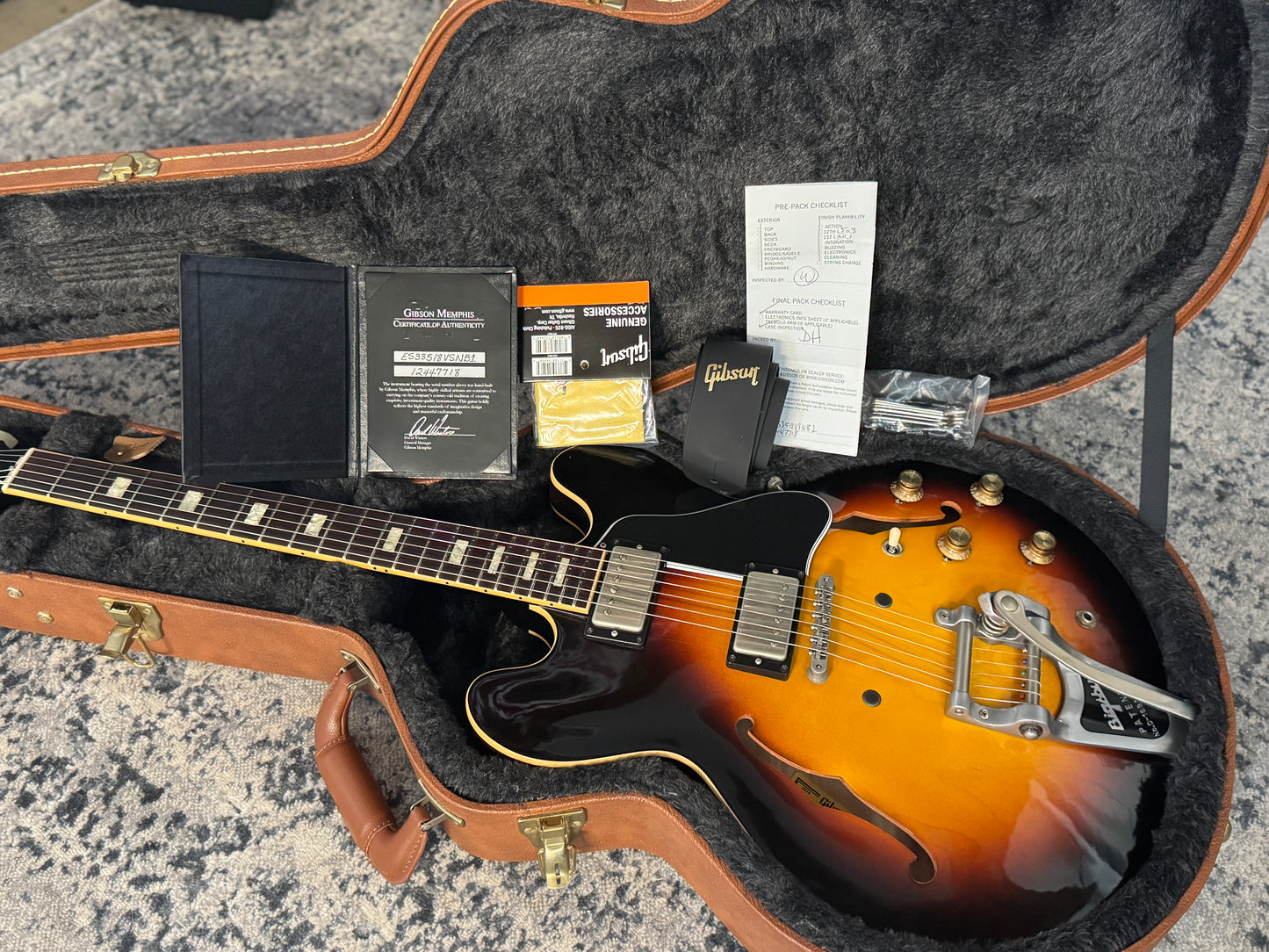 Gibson Memphis ES-335 Anchor Stud with Bigsby 2018 - Antique Vintage Sunburst VOS