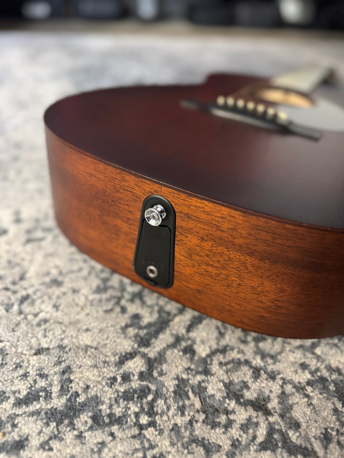 Martin 00E-15 Retro - Mahogany Burst